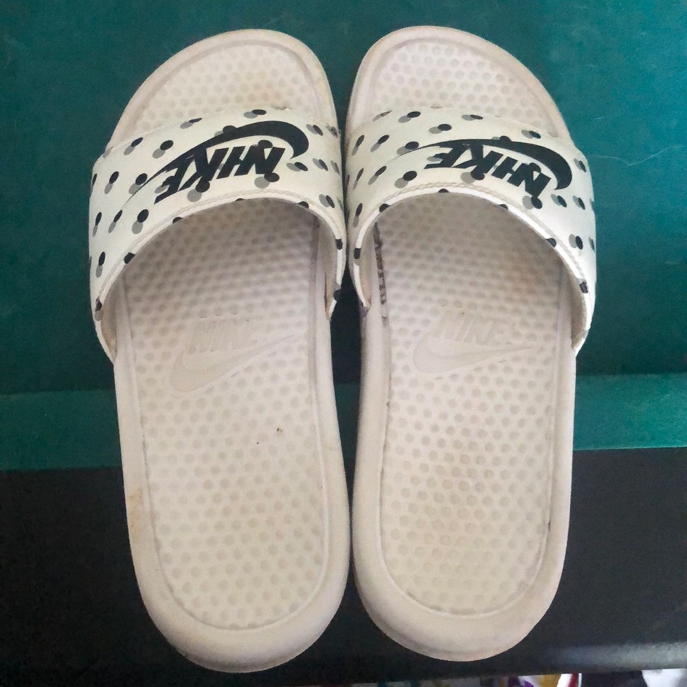 Women’s Nike slides